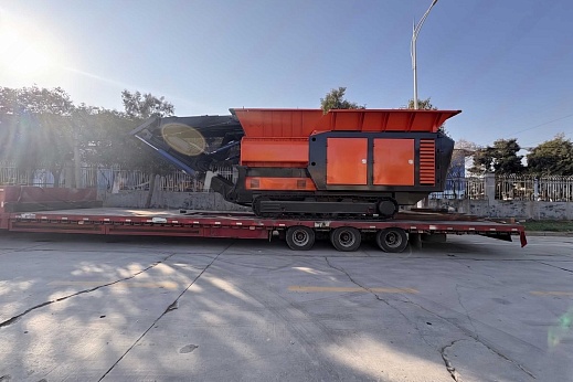 Мобильный шредер на гусеничном ходу ШМГ-750