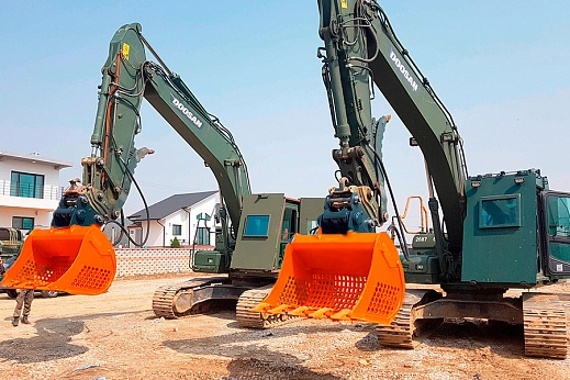 Вибрационный просеивающий ковш КПВ-8Т