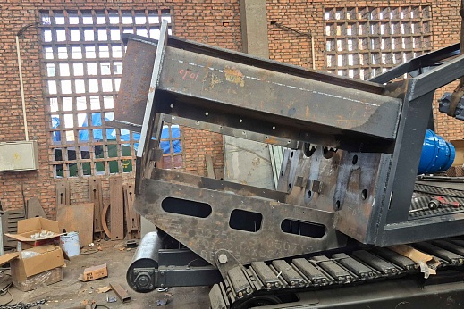 Мобильный шредер на гусеничном ходу ШМГ-750